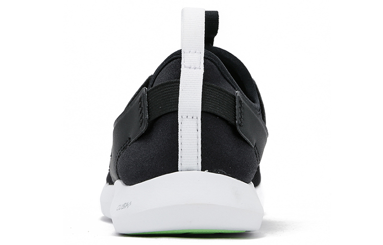 Lookbook (W) New Balance 415 ''Nero Bianco'' WL415SK
