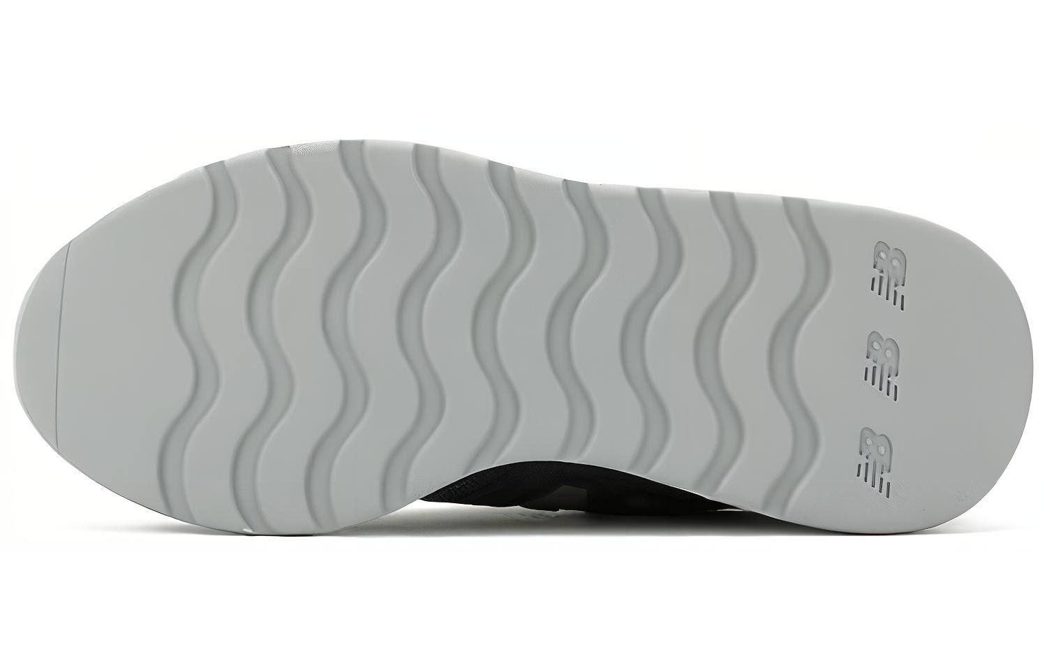 Shop (W) New Balance 420 低帮“灰色” WRL420SF