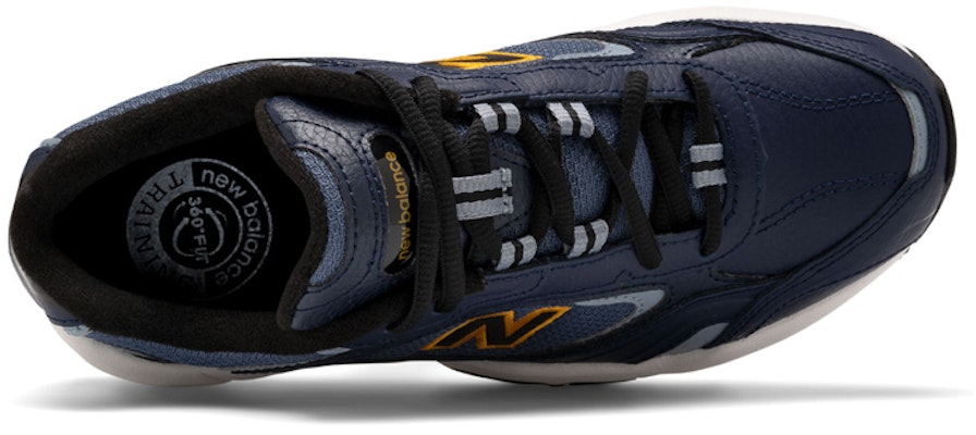 New Balance NB 452 低筒 跑步鞋 女款 藏青色 Lookbook New Balance NB 452 低筒 跑步鞋 女款 藏青色