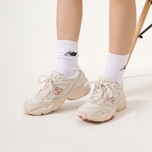 (W) New Balance 452 "米色" WX452CW Details for (W) New Balance 452 "米色" WX452CW