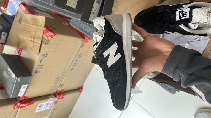 (W) 뉴발란스 520 블랙앤화이트 (New Balance 520 Black&White) WL520CBK Buy (W) 뉴발란스 520 블랙앤화이트 (New Balance 520 Black&White) WL520CBK
