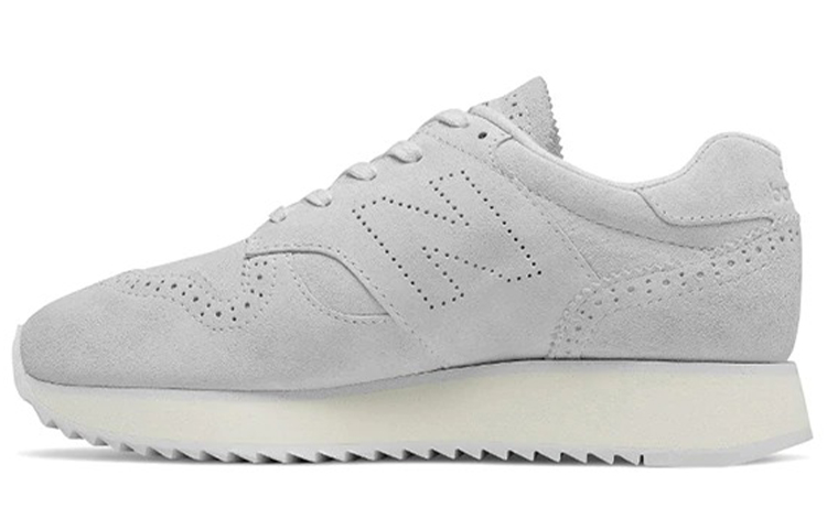 (Women) New Balance 520 Sneakers Grey WL520MZ