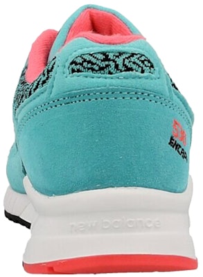 New Balance NB 530 低筒 跑步鞋 女款 綠 Lookbook New Balance NB 530 低筒 跑步鞋 女款 綠