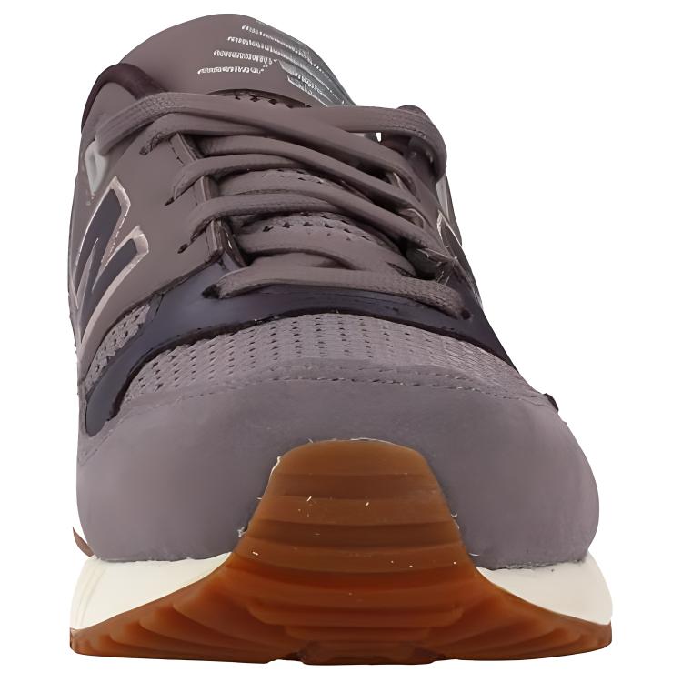 Shop New Balance NB 530 減震防滑 低筒 跑步鞋 女款 紫色