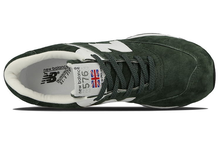 Lookbook (W) New Balance 530 Siri 90an Lari Hitam/Putih W576PNW