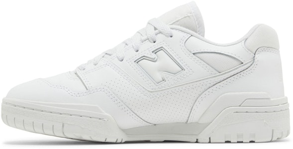 (W) ニューバランス550 トリプルホワイト BBW550WW Lookbook (W) ニューバランス550 トリプルホワイト BBW550WW