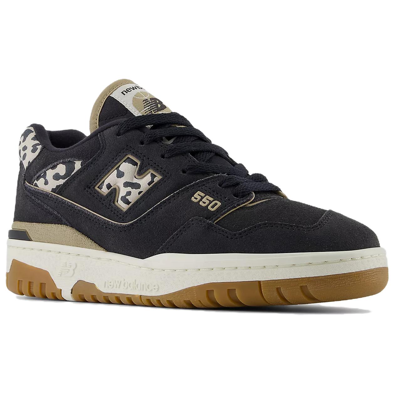 Lookbook (W) New Balance 550 Sepatu Skate Suede 'Hitam' BBW550QB