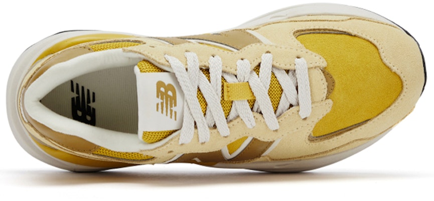 New Balance NB 5740 復古 低筒 跑步鞋 女款 黃色 Lookbook New Balance NB 5740 復古 低筒 跑步鞋 女款 黃色