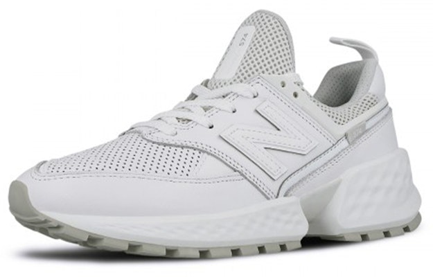 (W) New Balance 574 Series Sport Putih WS574FSC Lookbook (W) New Balance 574 Series Sport Putih WS574FSC