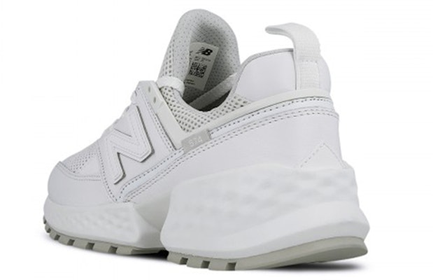 (W) New Balance 574 Series Sport Putih WS574FSC Shop (W) New Balance 574 Series Sport Putih WS574FSC