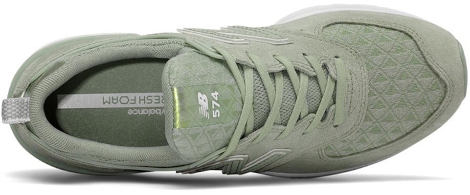 (W) Sepatu New Balance 574 Sport Abu-abu 'Olive' WS574SND Lookbook (W) Sepatu New Balance 574 Sport Abu-abu 'Olive' WS574SND