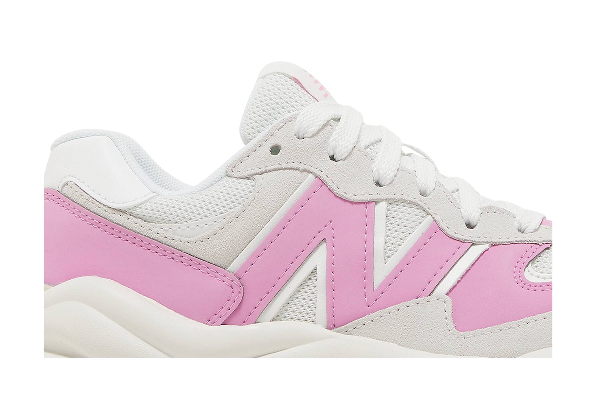 Order （女性）New Balance 57/40 'Barbie' W5740SVA