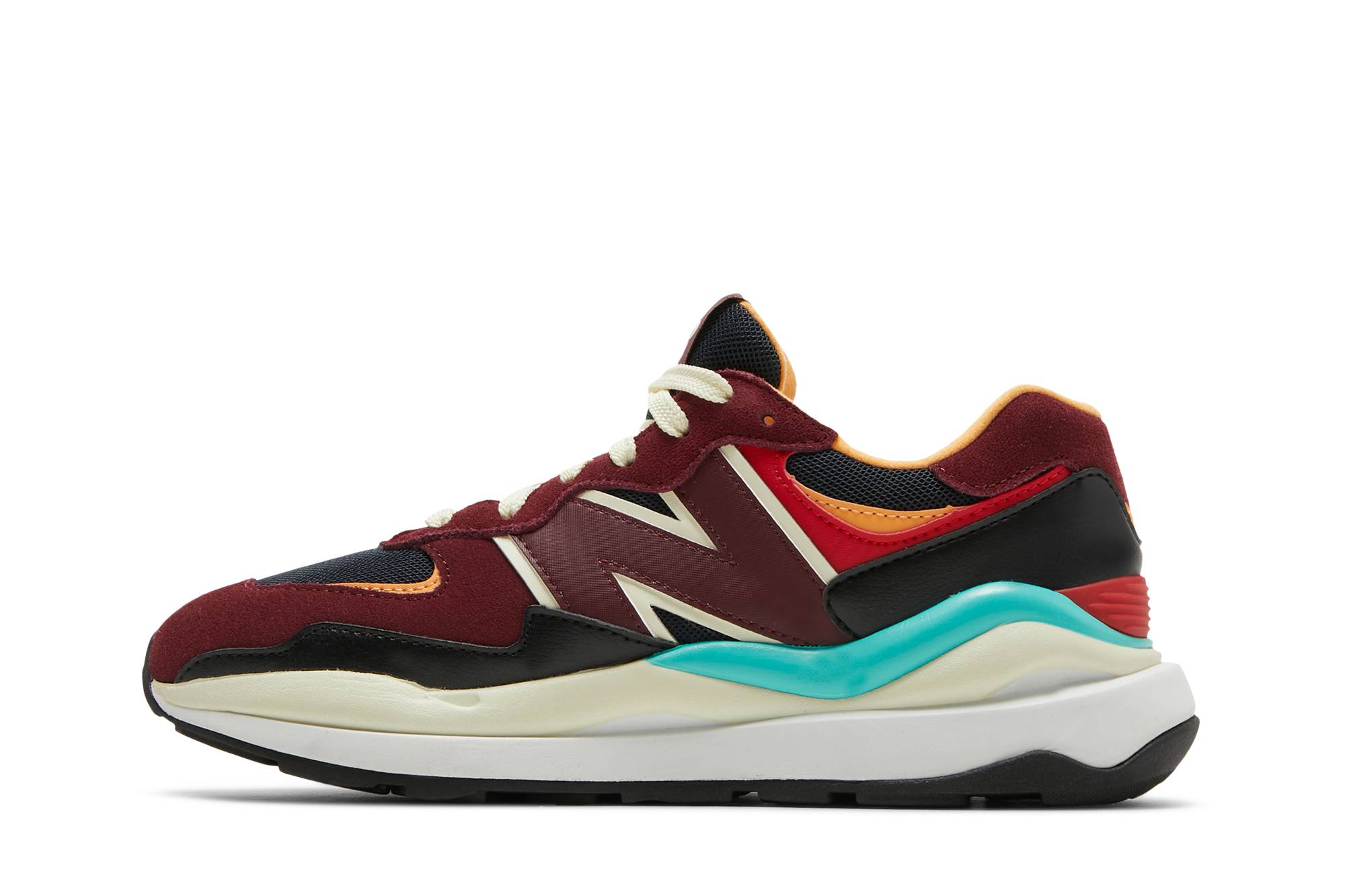 Lookbook (W) New Balance 57/40 'Burdeos Clásico' W5740GA