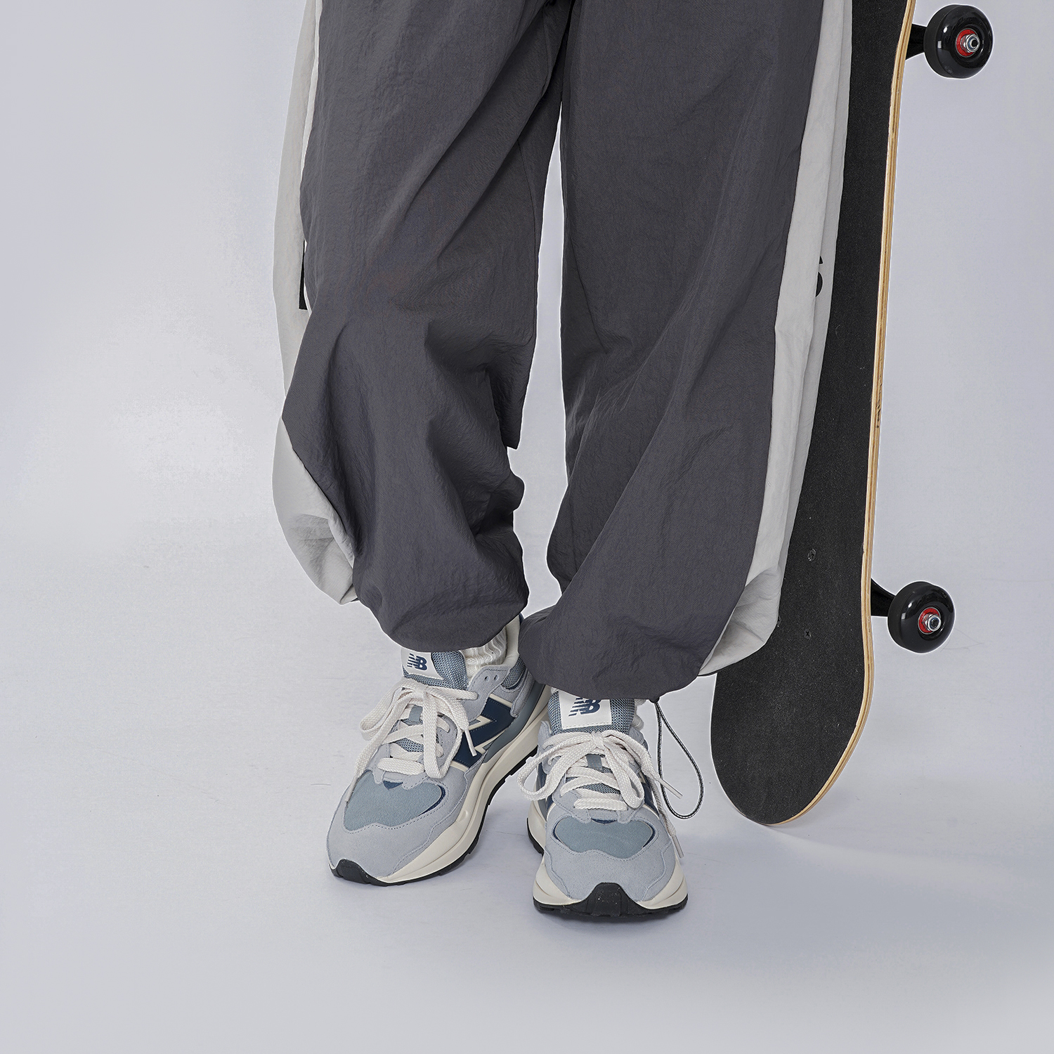 Details for (W) 뉴발란스 57/40 '이클립스' (New Balance 57/40 'Eclipse') W5740LX1