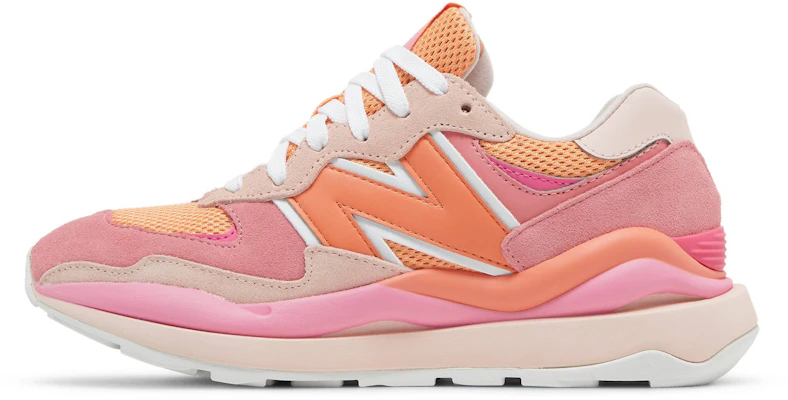 (W) 뉴발란스 57/40 '러브레터' (New Balance 57/40 'Love Letter') W5740VDA Lookbook (W) 뉴발란스 57/40 '러브레터' (New Balance 57/40 'Love Letter') W5740VDA