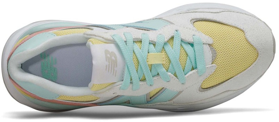 (W) New Balance 57/40 Seri 'Abu-Biru' W5740SB Lookbook (W) New Balance 57/40 Seri 'Abu-Biru' W5740SB