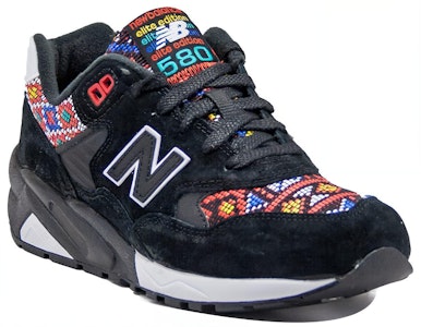 (W) New Balance 580 Seri 'Hitam Putih Merah' WRT580HA Lookbook (W) New Balance 580 Seri 'Hitam Putih Merah' WRT580HA