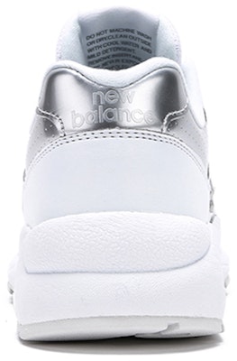 New Balance NB 580 低幫 跑步鞋 女款 白 Shop New Balance NB 580 低幫 跑步鞋 女款 白