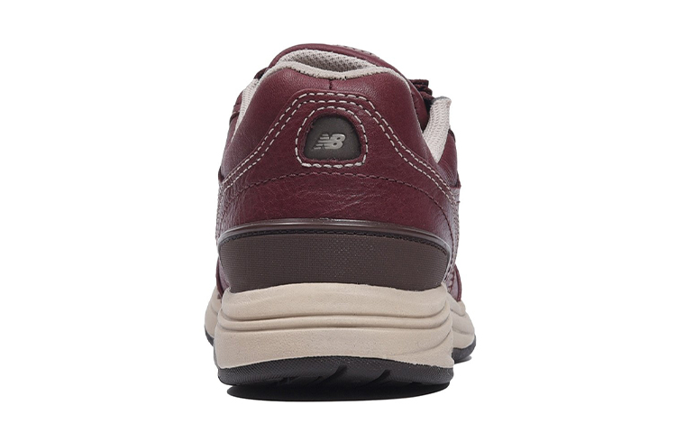 Shop (W) New Balance 585 Baskets Série Rouge WW585BB