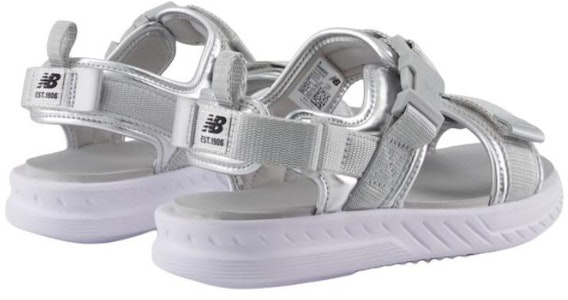 (W) New Balance 600 拖鞋 '银色' SWA600F2 Lookbook (W) New Balance 600 拖鞋 '银色' SWA600F2