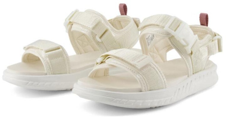 (W) Sandal New Balance 600 'Putih' SWA600C2 Lookbook (W) Sandal New Balance 600 'Putih' SWA600C2