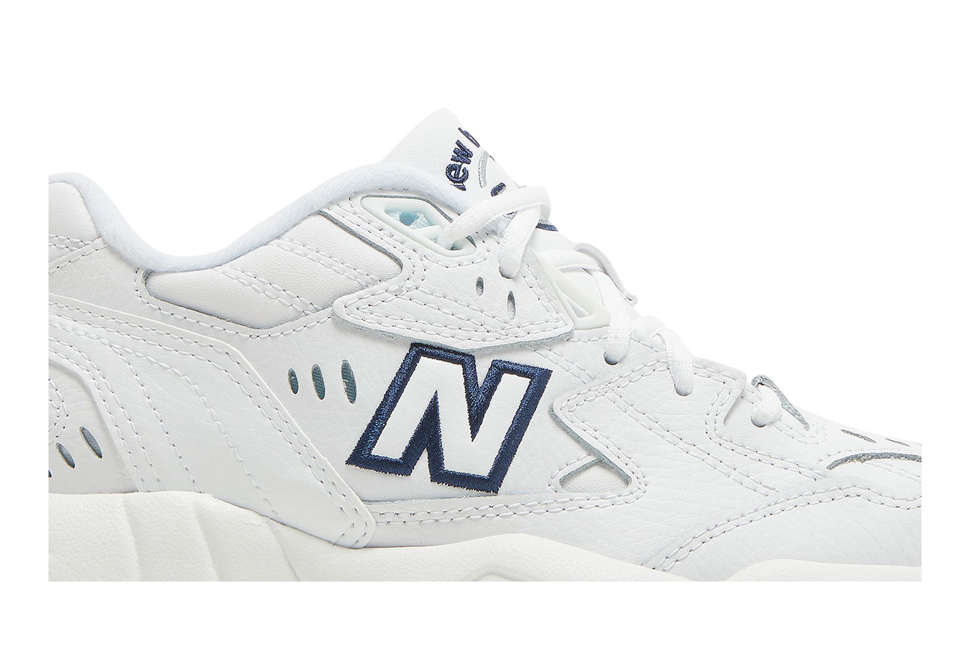 Shop (W) 뉴발란스 608 화이트 네이비 (New Balance 608 White Navy) WX608WT