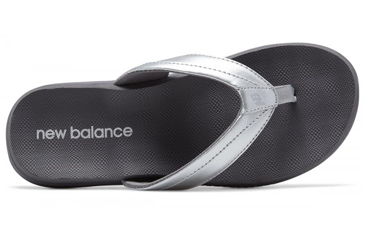 Lookbook (W) New Balance 6090 Argento/Grigio W6090SL