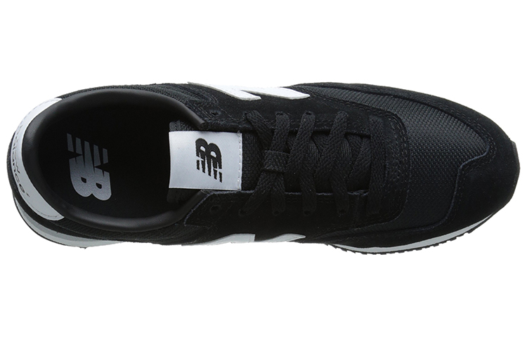 Lookbook (W) New Balance 620 ''Nero Retro Basse da Running'' CW620BLK