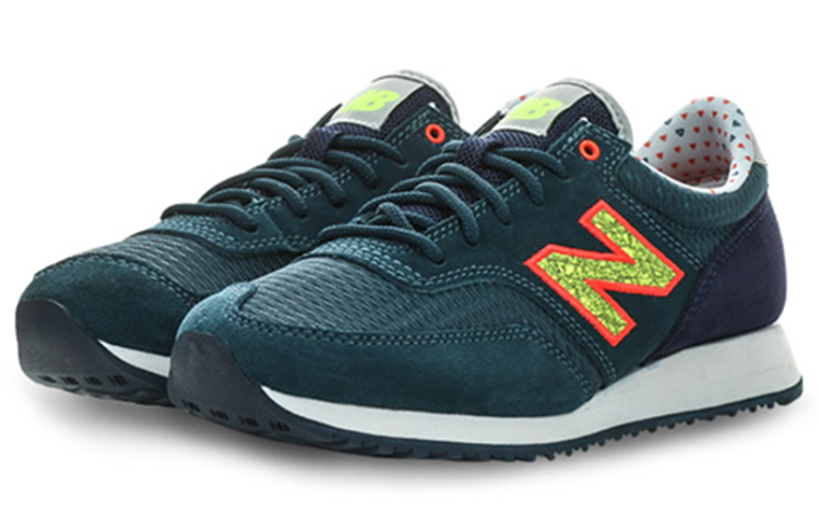 Lookbook (W) New Balance 620 Low 'Verde Oscuro' CW620SBA