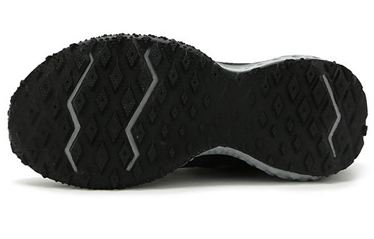 Shop New Balance NB 620 v2 減震防滑 低筒 跑步鞋 女款 黑色