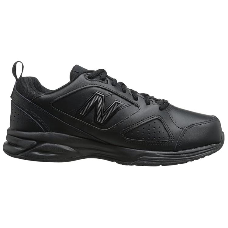 Order (W) New Balance 624v4 ''Schwarz'' WX624AB4