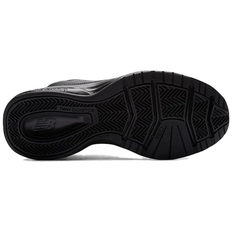 Shop New Balance 624v4 純黑色 女款