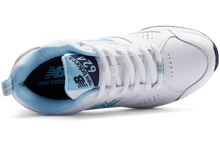 Lookbook New Balance 624v4 女款 白色