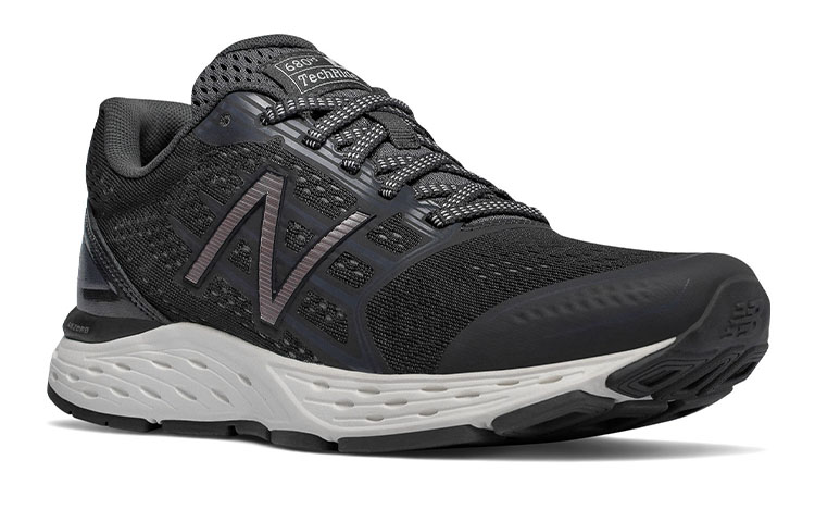Lookbook (W) New Balance 680 v5 Noir W680CB5