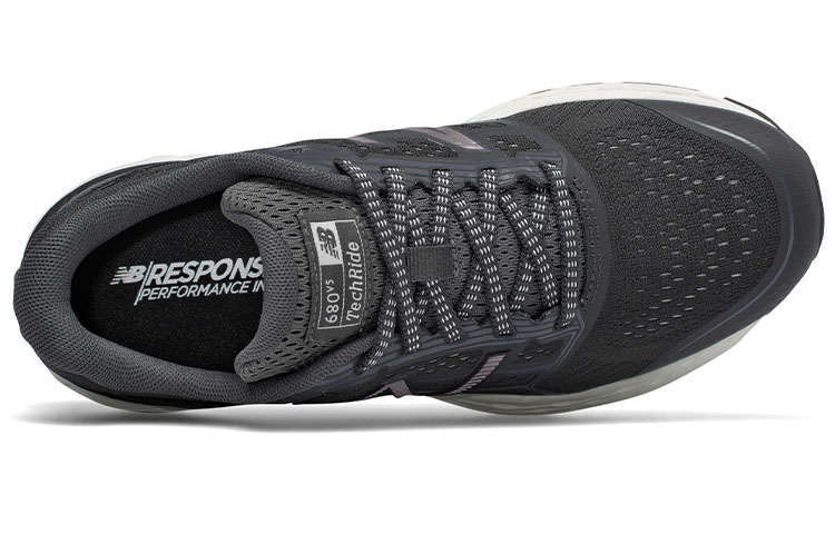 Shop (W) New Balance 680 v5 Noir W680CB5