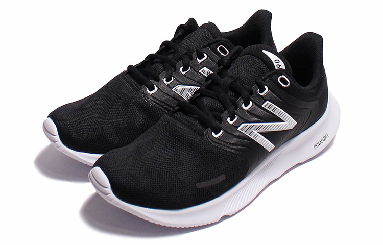 Order (W) New Balance 68 Low Cut Hitam W068CK