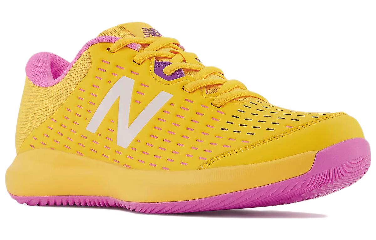 Lookbook (W) New Balance 696v4 ''Levendige Abrikoos'' WCH696L4