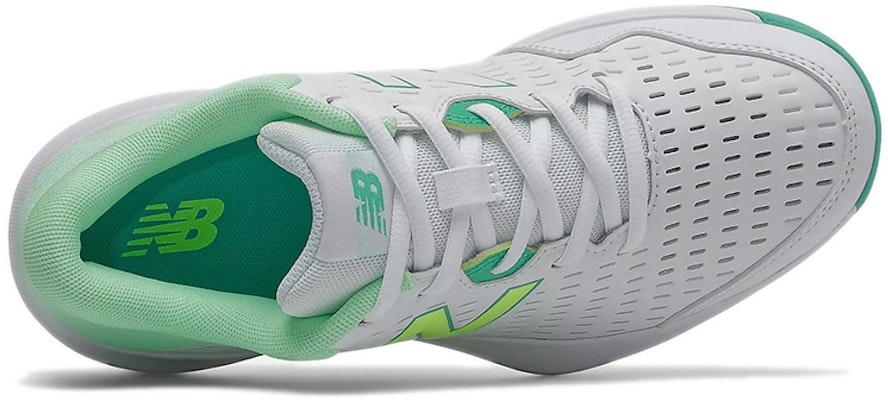 新百倫 NB 696 v4 舒適 耐磨 低筒 跑步鞋 女款 白綠 Shop 新百倫 NB 696 v4 舒適 耐磨 低筒 跑步鞋 女款 白綠