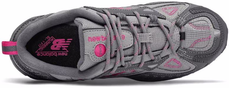 (W) New Balance 703 Siri 'Kelabu Merah Jambu' WL703BB Lookbook (W) New Balance 703 Siri 'Kelabu Merah Jambu' WL703BB