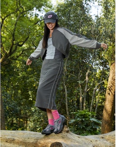 (W) New Balance 703 Siri 'Kelabu Merah Jambu' WL703BB Details for (W) New Balance 703 Siri 'Kelabu Merah Jambu' WL703BB