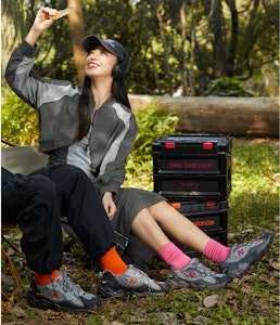 (W) New Balance 703 Siri 'Kelabu Merah Jambu' WL703BB Cheap (W) New Balance 703 Siri 'Kelabu Merah Jambu' WL703BB