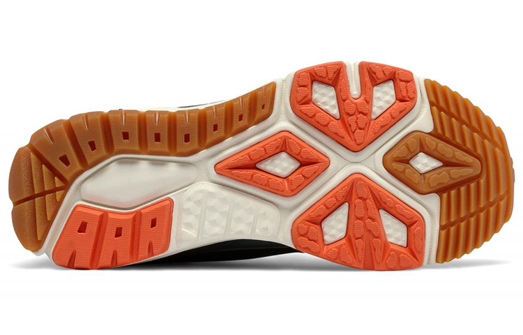 Shop New Balance 710系列 Vazee 透氣舒適 中筒跑步鞋 女款 橄欖綠 迷彩