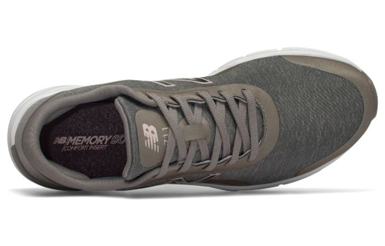 Shop New Balance 711系列 v3 輕便透氣 低筒休閒訓練鞋 女款 塵土灰