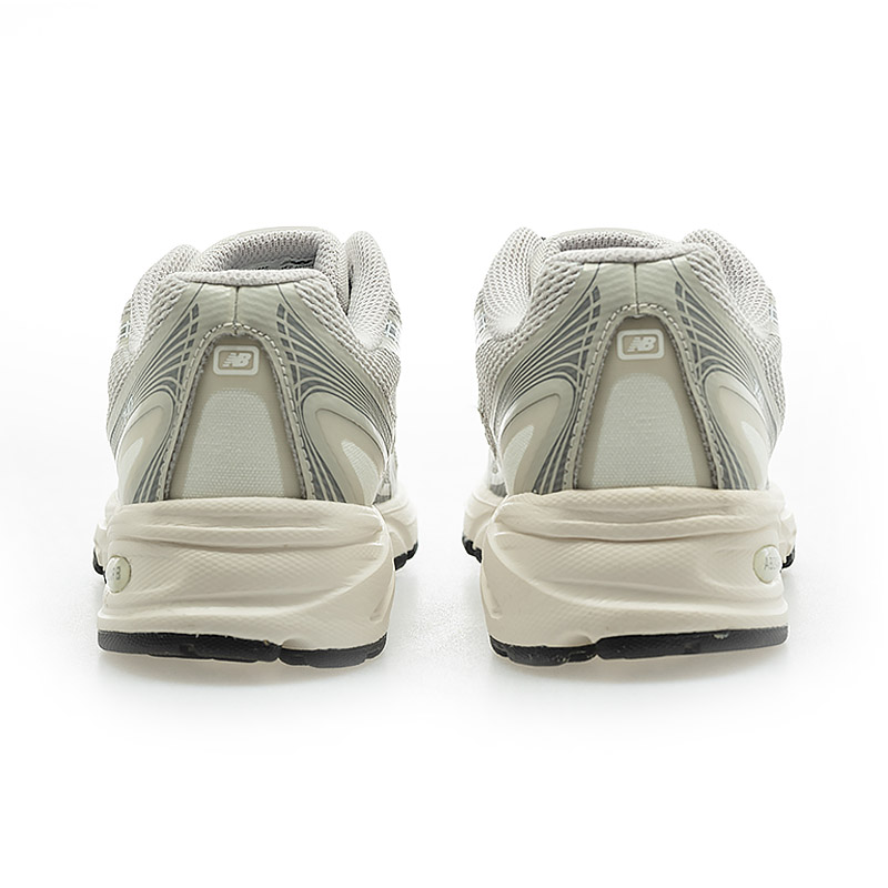 Lookbook New Balance 740 Basketball Sneakers U740N74F