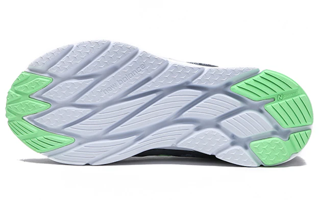 New Balance 775系列 v3 復古低幫跑步鞋 女款 灰色 Shop New Balance 775系列 v3 復古低幫跑步鞋 女款 灰色