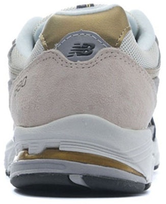 (W) 뉴발란스 880 블랙/골드 (New Balance 880 Black/Gold - shortened) WW880MY Lookbook (W) 뉴발란스 880 블랙/골드 (New Balance 880 Black/Gold - shortened) WW880MY