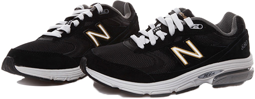 (W) New Balance 880 Siri Hitam WW880BK2 Lookbook (W) New Balance 880 Siri Hitam WW880BK2