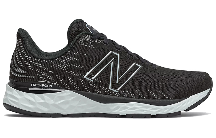 Lookbook （女性）New Balance Fresh Foam 880v11「黑星光」W880E11