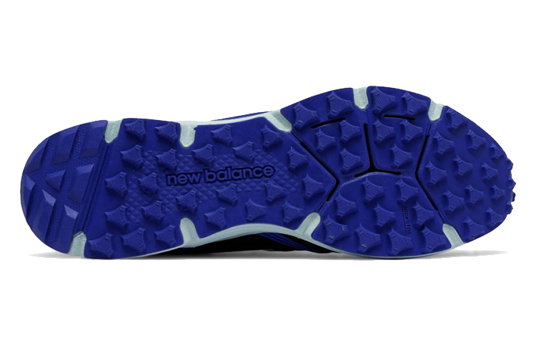 Shop New Balance NB 910 v3 Gore Tex® 休閒 透氣輕便 低筒 跑步鞋 女款 黑藍