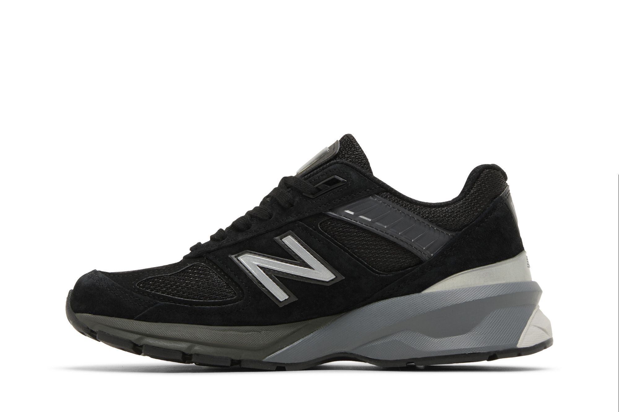 Lookbook (W) New Balance 990 v5 Hitam W990BK5